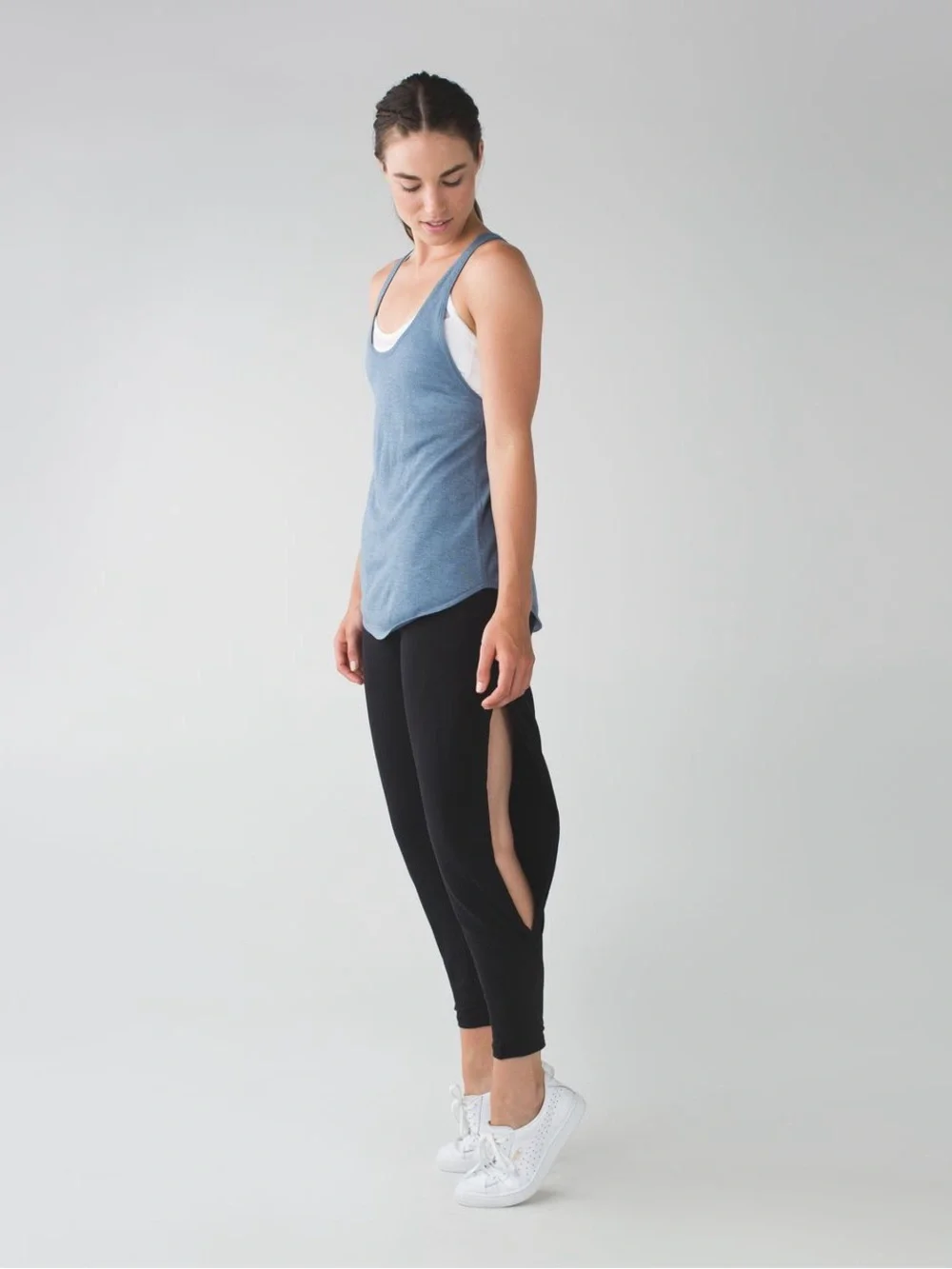 Lululemon /// Women’s Superb Pants - Size 10 - Picture 3 of 10